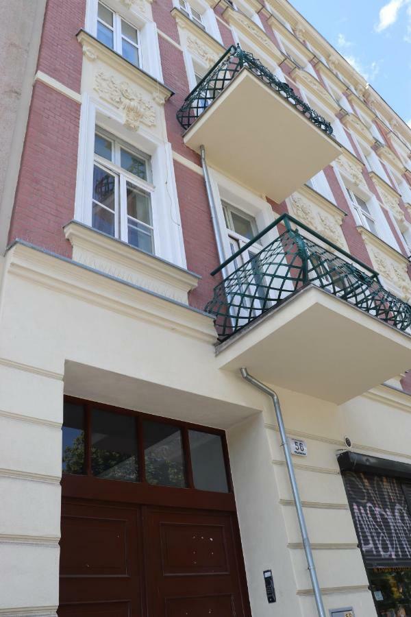 Nighthost- Trzebnicka 84 Breslávia Exterior foto